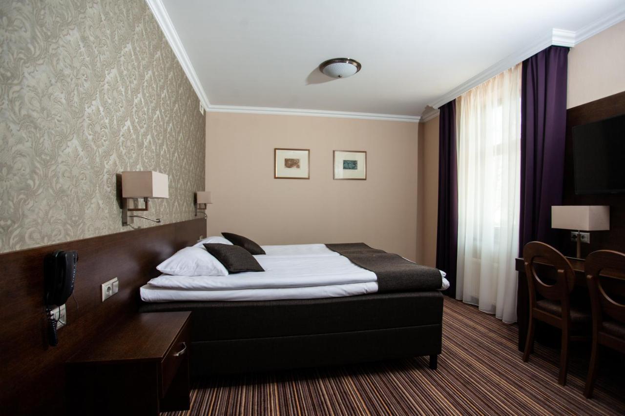 Hotel Cesis Exterior photo